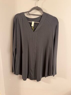 Chalet Bamboo Blend Tunic Top Medium Gray Long Sleeve Made in USA NWT